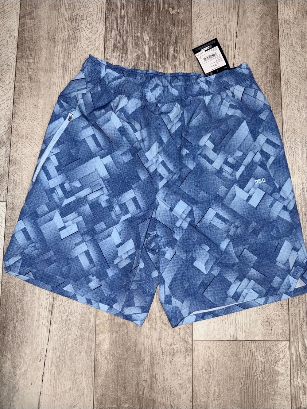NWT DSG 8” Agility Athletic Shorts Blue S